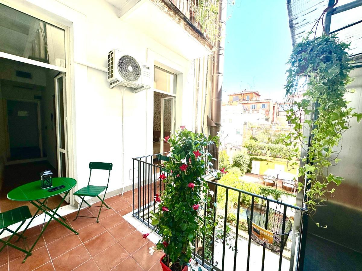 Bed & Breakfast Trevi Romantic Alcova Rome